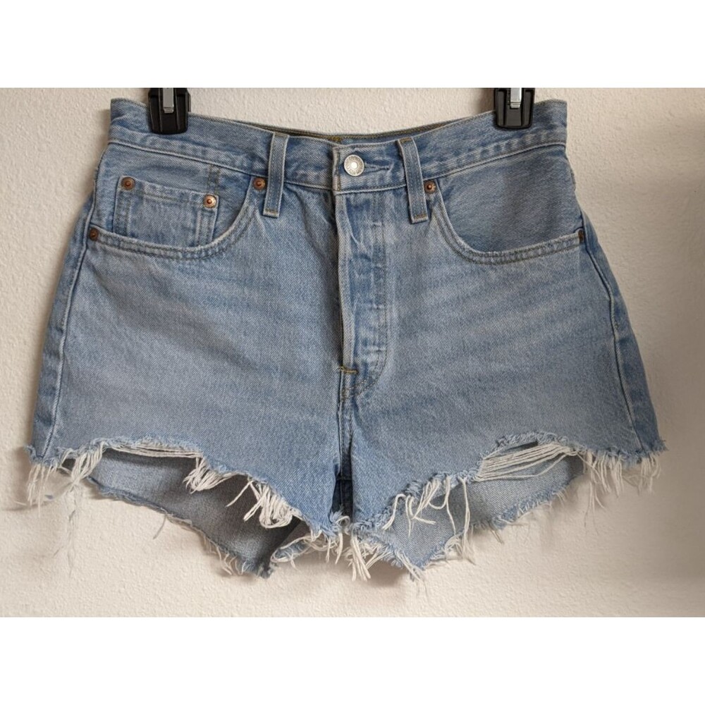 Women's LEVI'S 501 Button-Fly High Rise Light Wash Denim Cut-Off Shorts 27